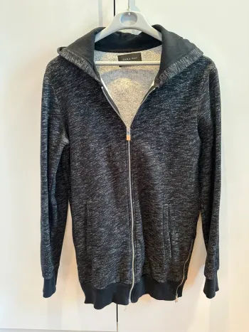 Gilet à capuche Zara
