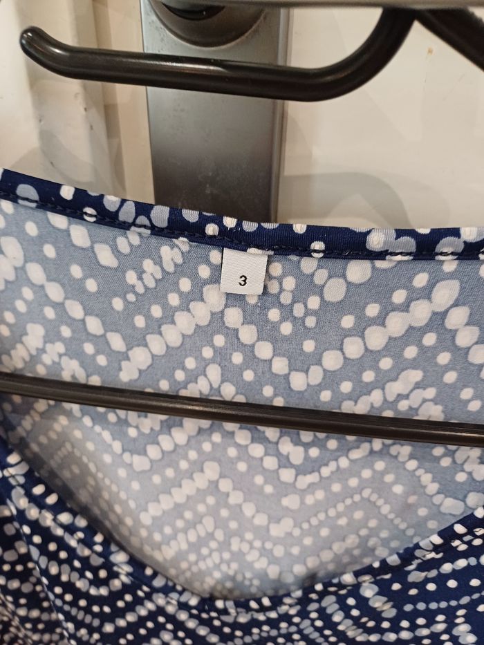 Haut marine à pois blanc taille 3 - photo numéro 4