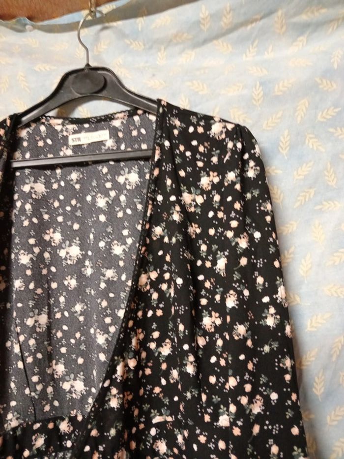 Petite robe ceinture fleuri - photo numéro 5