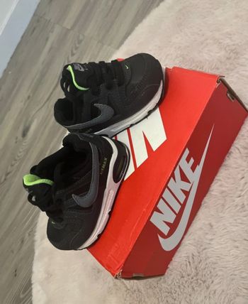 Basket nike taille 20