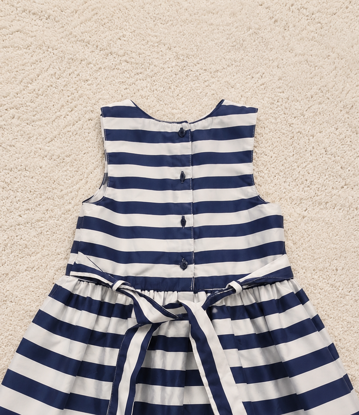 Robe 4/5 ans - photo numéro 3