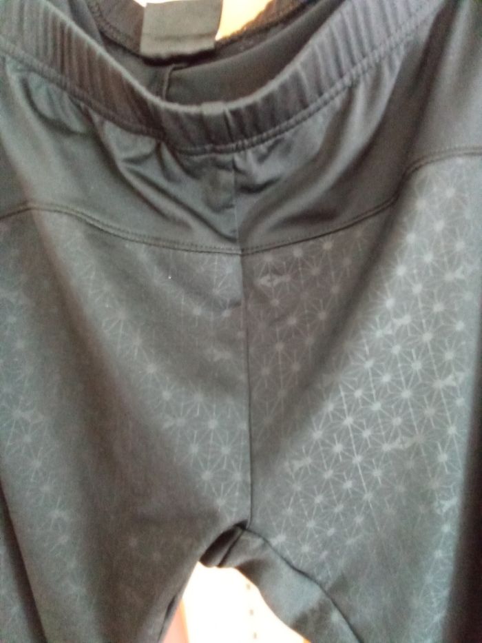 Pantalon jogging noir imprimé Decathlon taille 36 - photo numéro 4