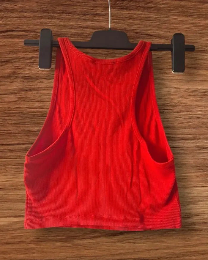 🔥 Débardeur crop top rouge Zara trf - photo numéro 2