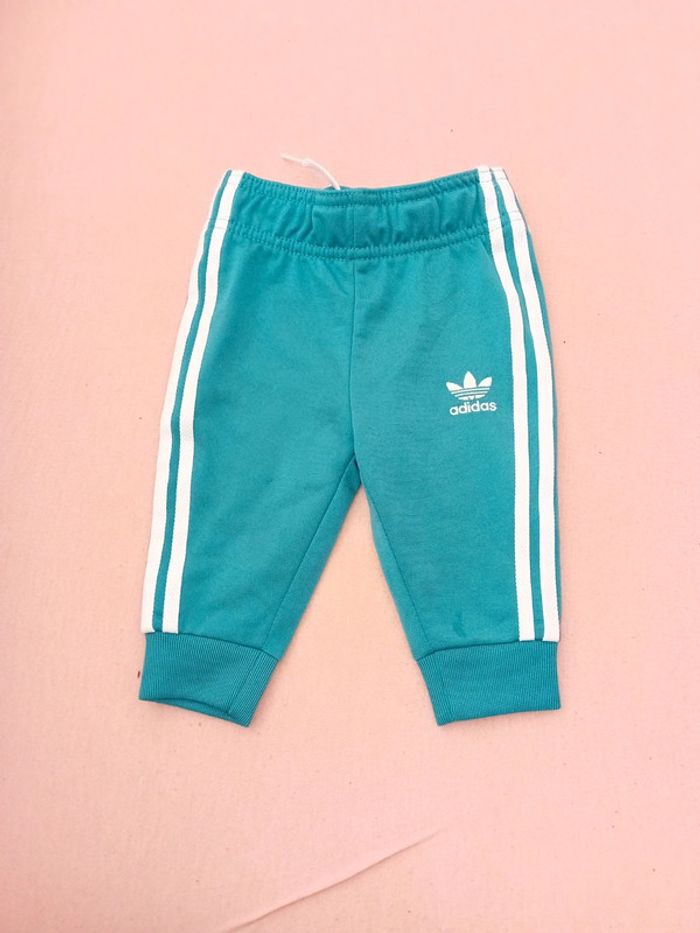 Ensemble Adidas - photo numéro 2