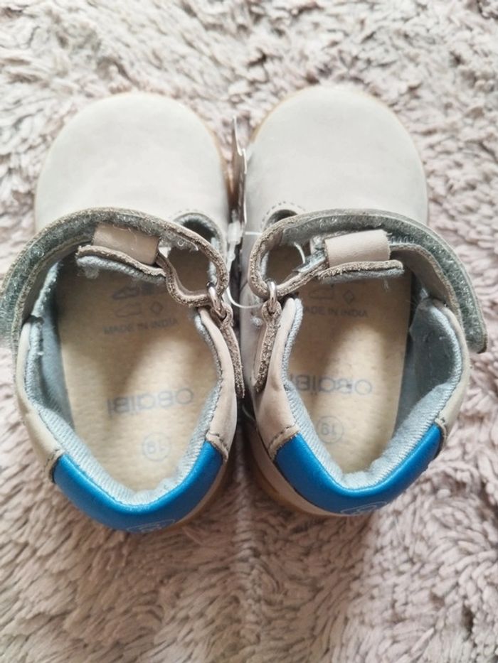 Chaussures babies garçon en cuir gris neuve pointure 19 - photo numéro 4