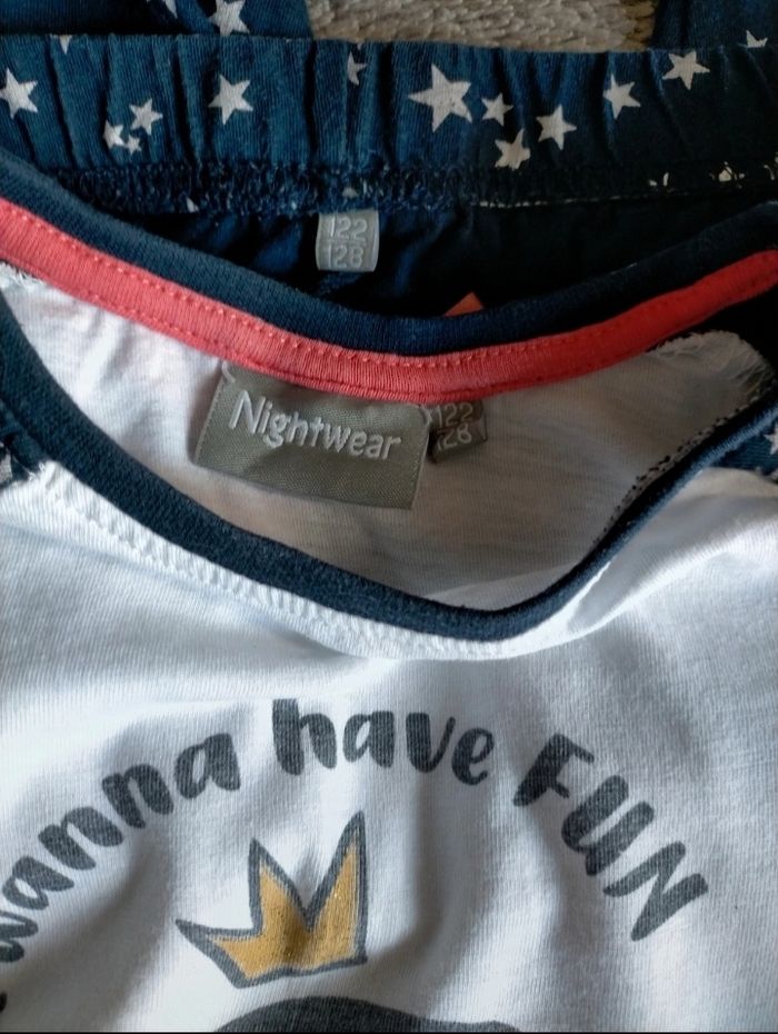 Pyjama fin 7-8 ans - photo numéro 3