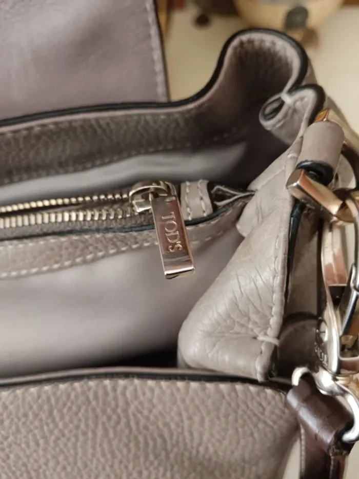 Sac à main Tod's cuir taupe - photo numéro 14