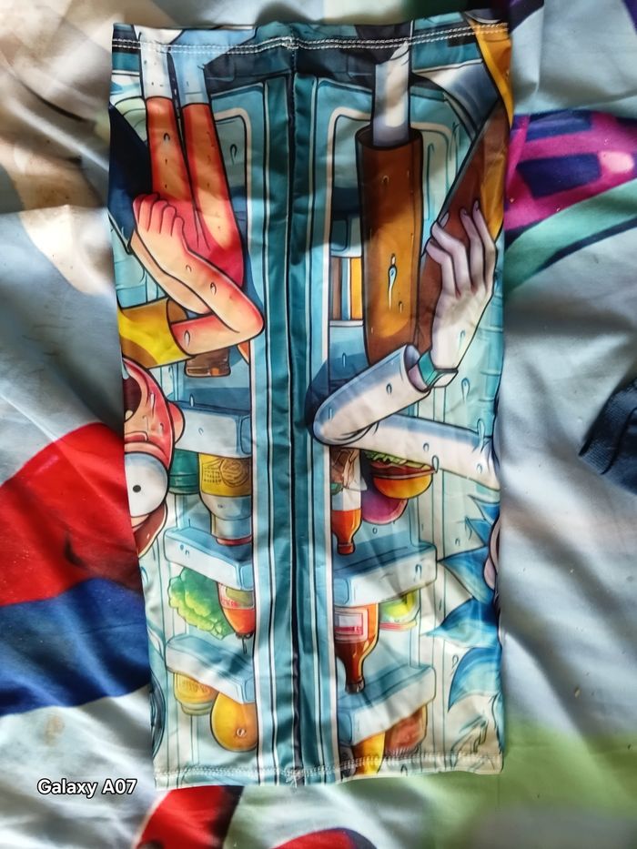 Cache cou rick et morty - photo numéro 2