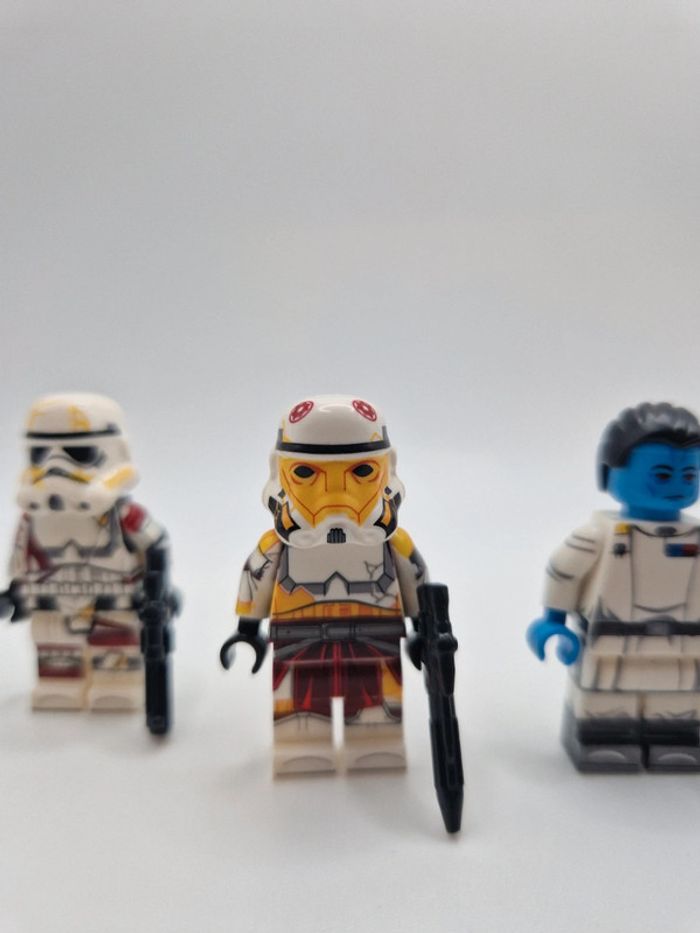 Figurines type lego Admiral Thrawn + Capitaine Enoch + 2 stormtroopers star wars - photo numéro 3