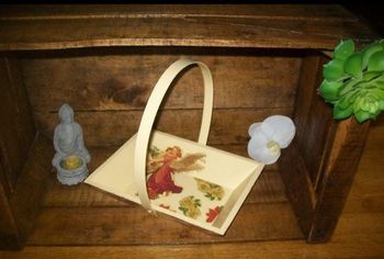 Panier en bois anges