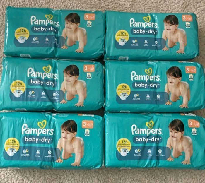 Lot de six paquets de couches Pampers baby-dry T3 taille 3