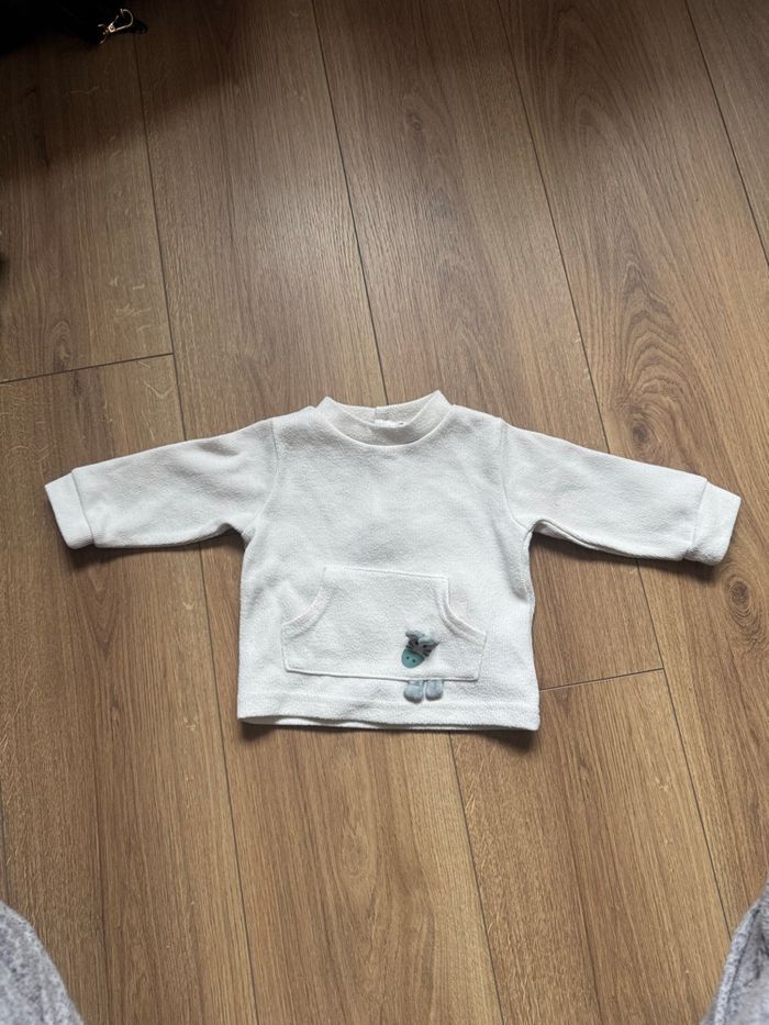 Pull blanc 6 mois