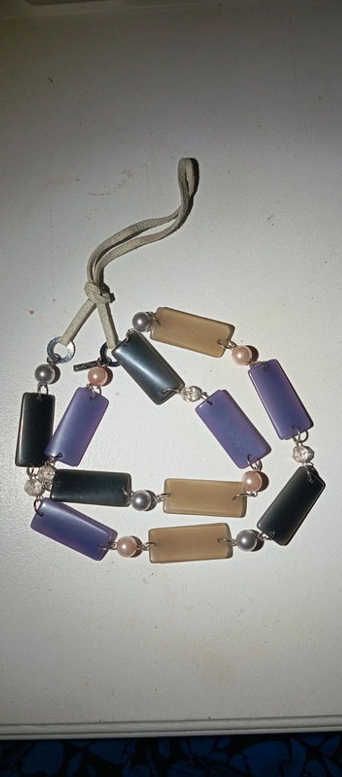 Sautoir un jour ailleurs