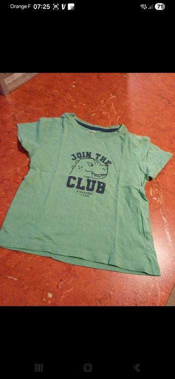 T.shirt garçon taille 3 ans