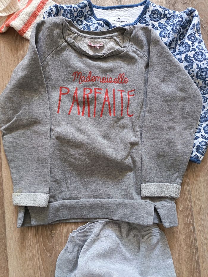 Lot de 3 pulls et une veste légère - photo numéro 5