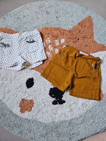 Lot de 2 short- 3 ans