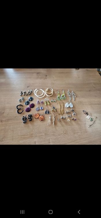 Lot de boucles d'oreilles