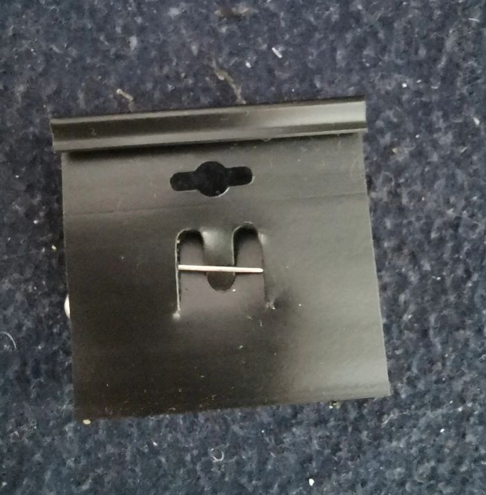 Broche a strass - photo numéro 3