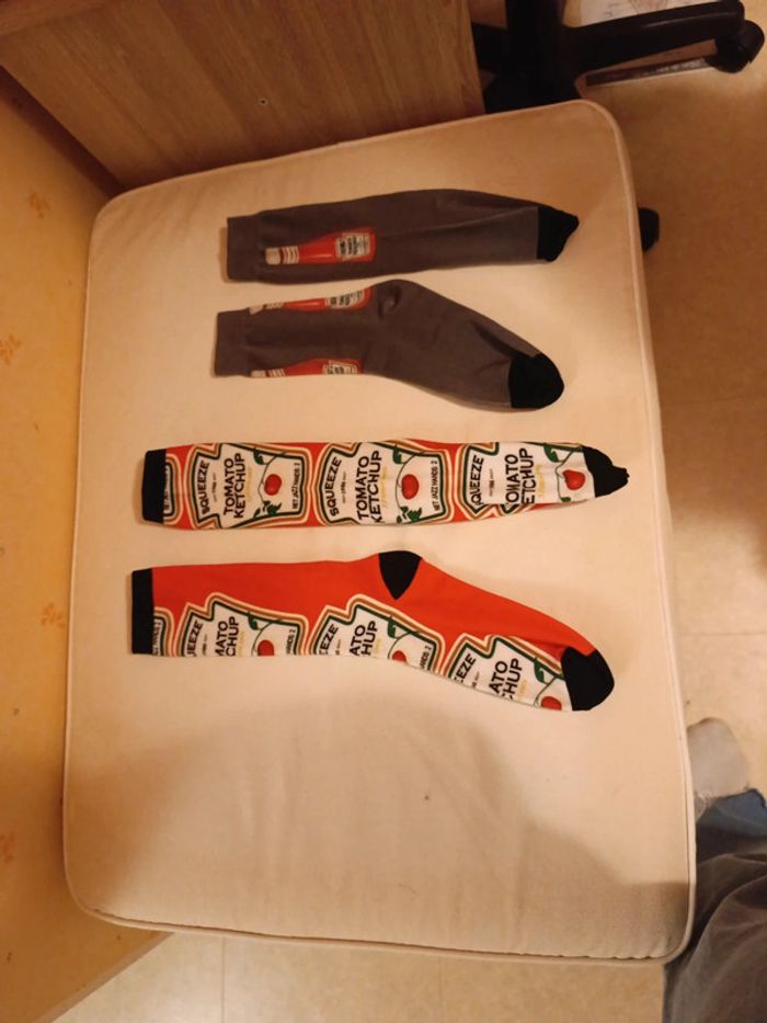 Lot t-shirt chaussettes - photo numéro 2
