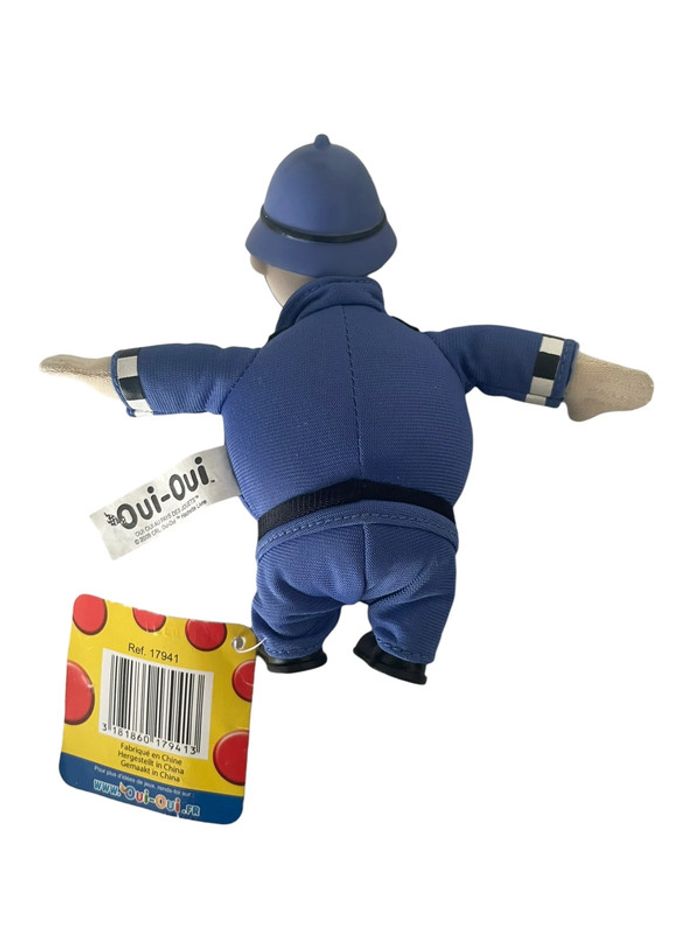Peluche Oui-Oui monsieur gendarme / Mr Plod Lansay 15 cm neuf - photo numéro 2