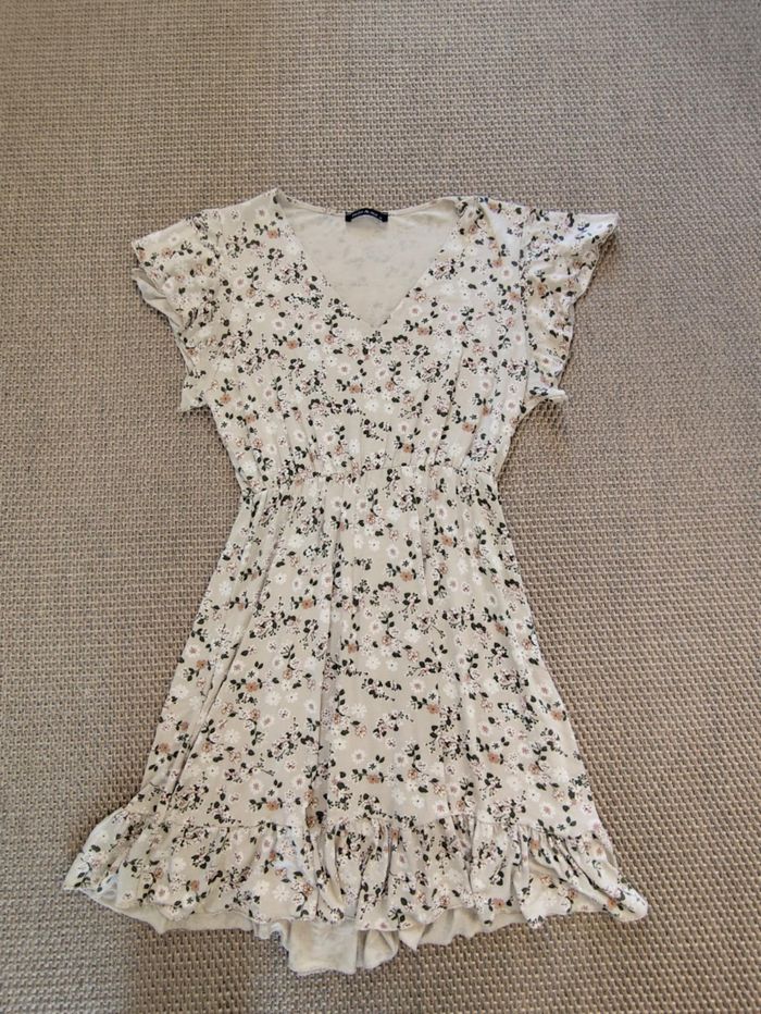 Robe d'été fleurie Jade & Me , taille M , très bon état - photo numéro 2
