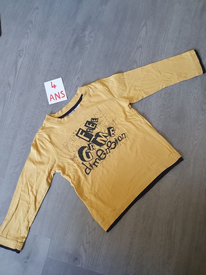 Maillot t-shirt 4ans garçon