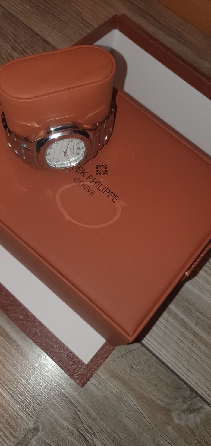 Montre patek philippe - photo numéro 3