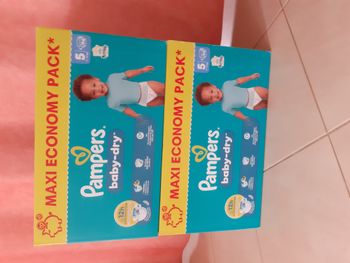 2 Maxi Pack Pampers baby dry - 188 couches - Taille 5