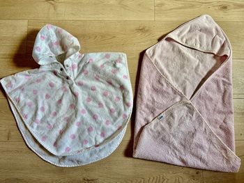Poncho cape de bain neuve + sortie de Bain Jacadi