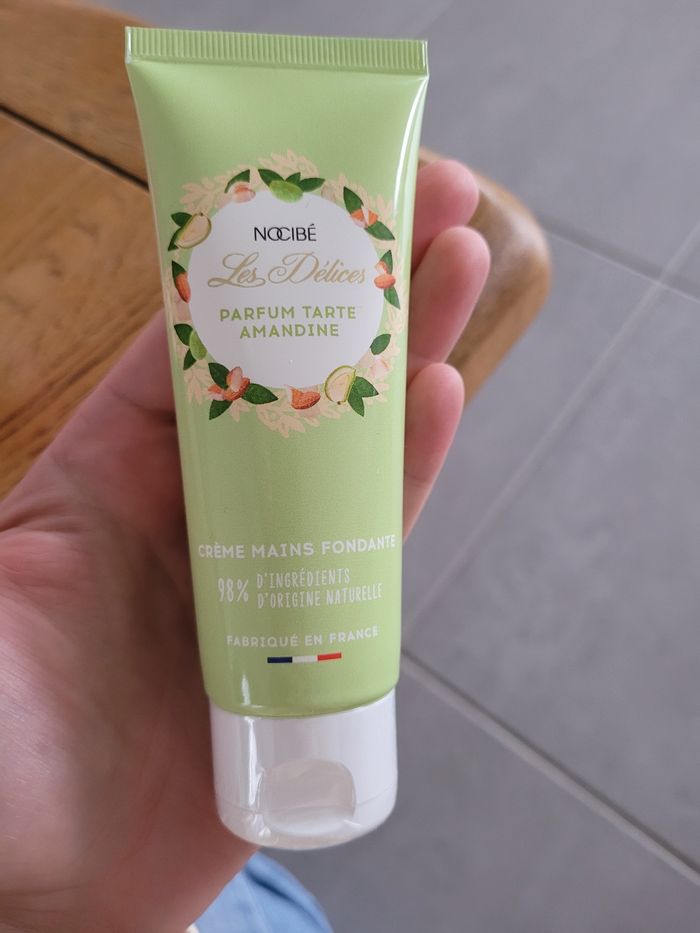 3 crèmes pour les mains Nocibé - photo numéro 4