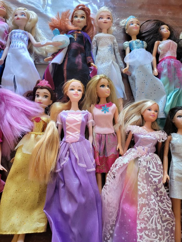 Lot barbie + accessoires - photo numéro 3