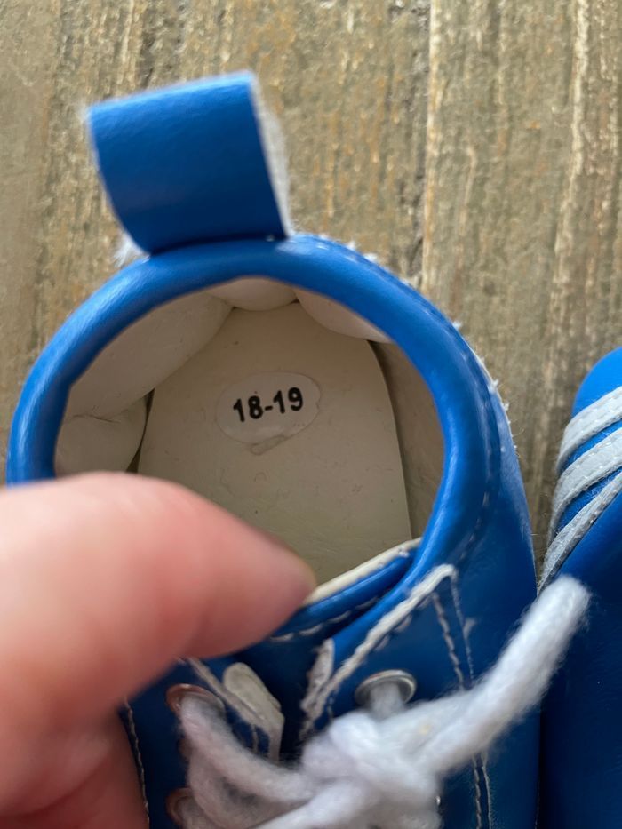 Baskets 18-19 - photo numéro 2