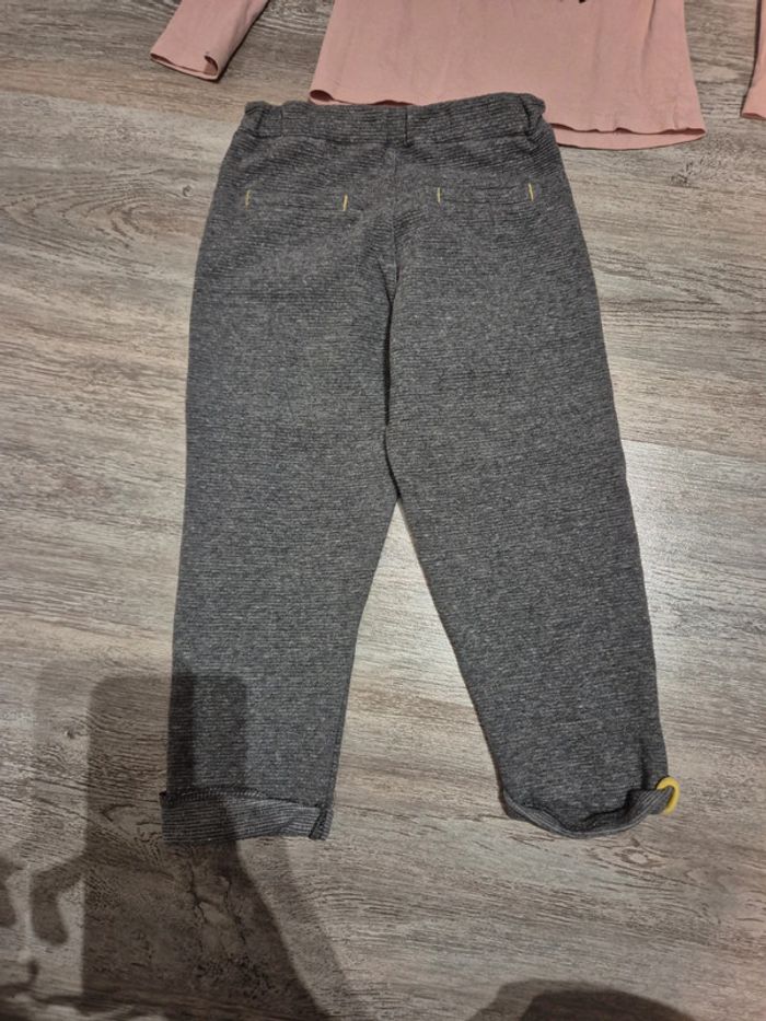 Pantalon gris à pont Obaibi et tee shirt manches longues rose - photo numéro 4