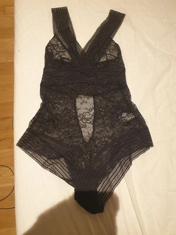 Body dentelle taille M