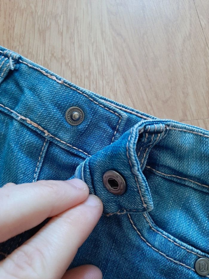 Short en jeans 6 mois - photo numéro 3