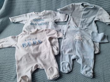 Lot de pyjamas bleus