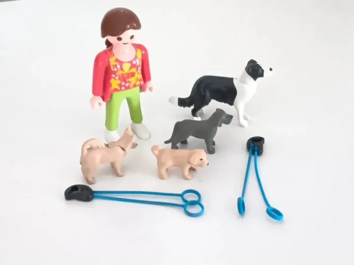Promeneuse chiens playmobil - photo numéro 8