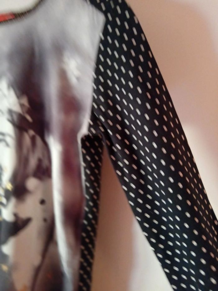 Jolie blouse longues manches noir. 9 ans - photo numéro 9