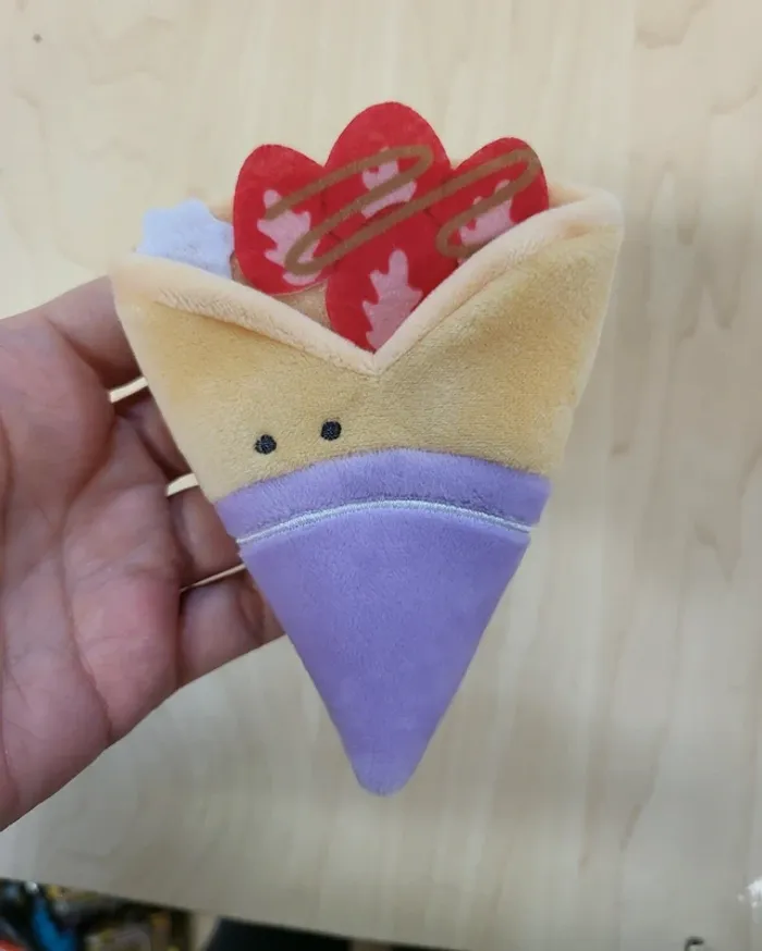 Mascotte Tsuburana hitomi no fast food : Banana crepe - photo numéro 2