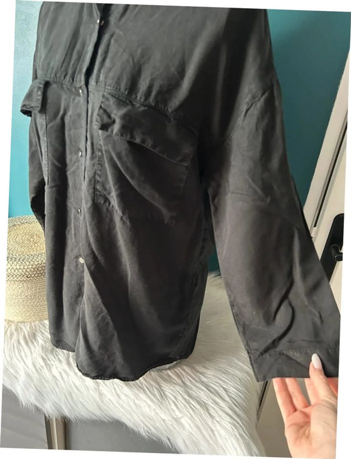 Chemise noire - Stradivarius - taille S - photo numéro 4