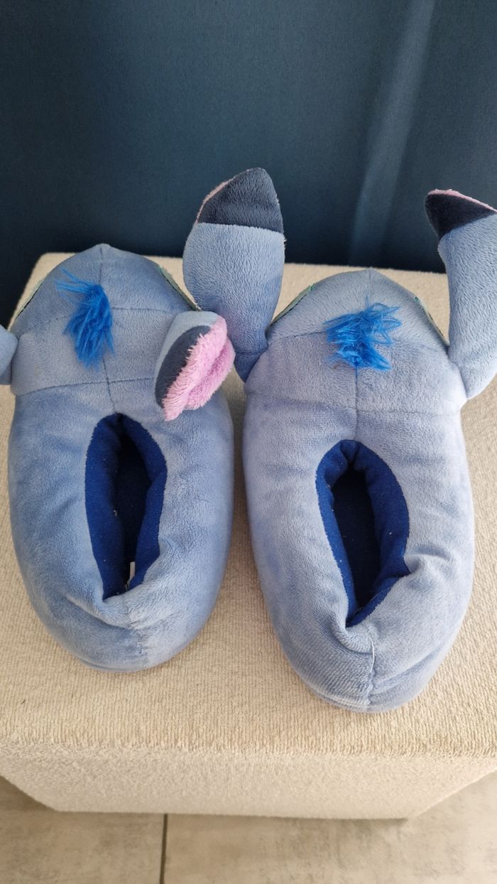 Chaussons Stitch pointure 30/31 - photo numéro 4
