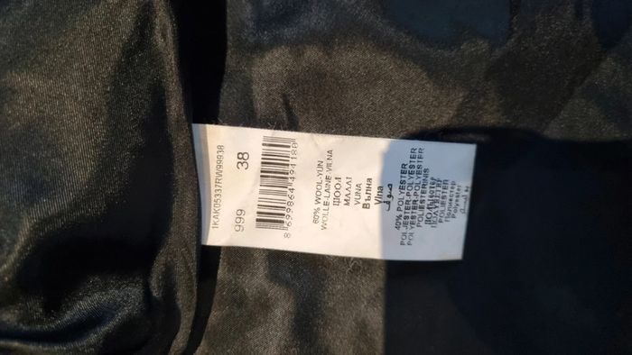 Cape noir 60% laine L parfait état belle qualité - photo numéro 4