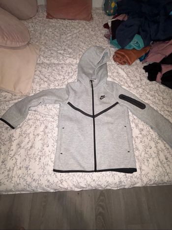 Veste Nike tech fleece grise