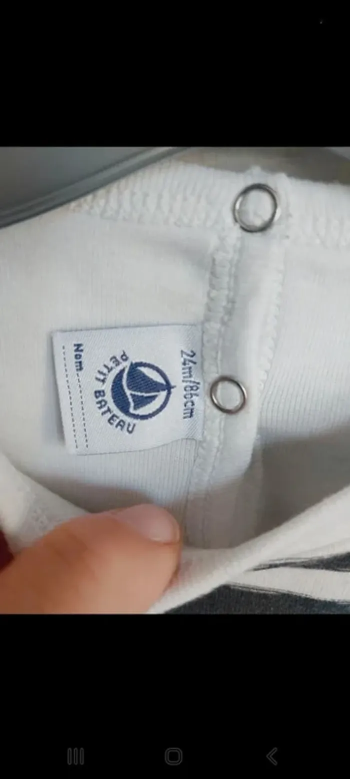 Pull bodie Petit Bateau 24 mois - photo numéro 2