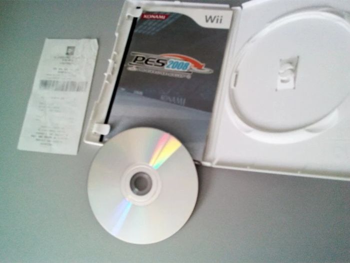 Jeu Wii PES (Pro Evolution Soccer) 2008 - photo numéro 4