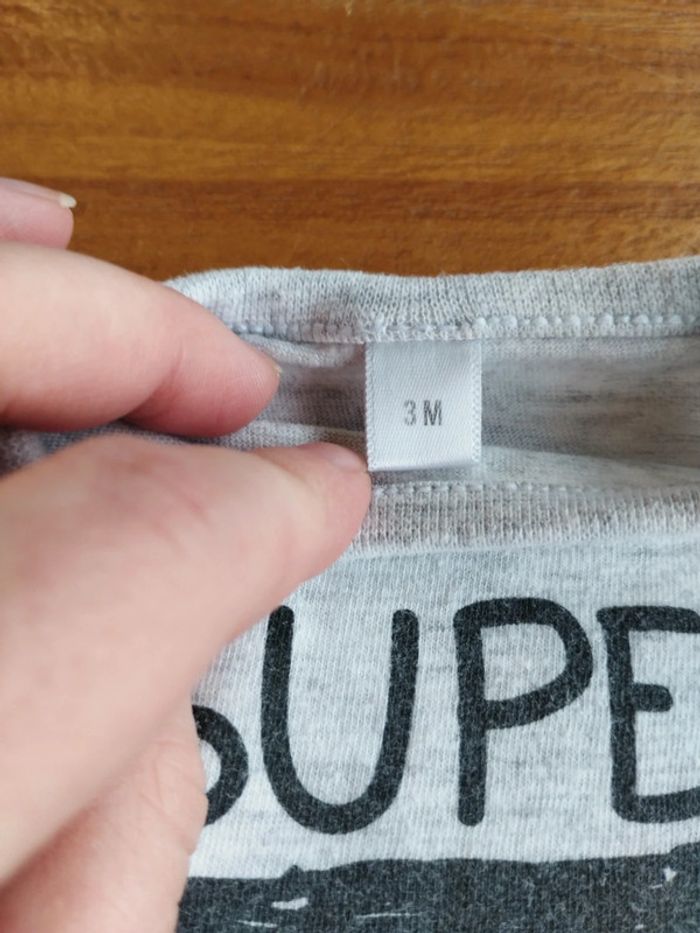 Maillot ML 3 mois -carrefour - photo numéro 2