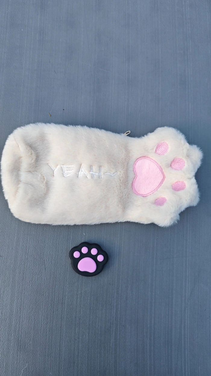 Trousse + gomme patte de chien type kawai/legami neuves