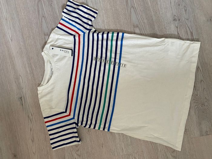 Tee shirt Monoprix taille 14 ans Neuf