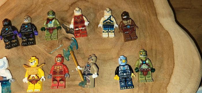 Lot 12 figurines chima - photo numéro 3