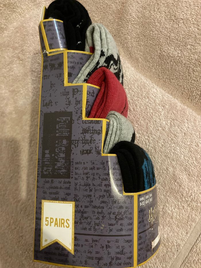 Chaussettes les reliques de la mort - photo numéro 2